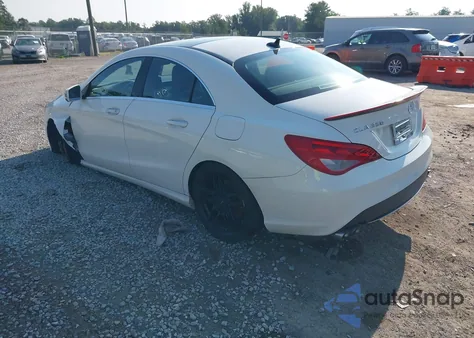 2015 Mercedes-Benz Cla 250 z USA, uszkodzony, nr VIN WDDSJ4EB8FN266956